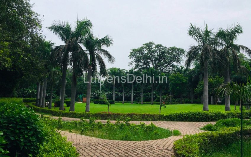 9 BHK Independent Bungalow for Sale Sunder Nagar Lutyen’s Delhi | Zoo Facing Property in LBZ Delhi