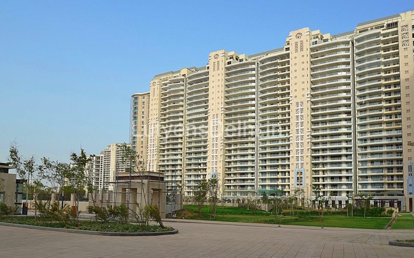 4 BHK Super Luxury Apartment for Sale in DLF Magnolias Golf Links at DLF Golf Course Road Sector-42 Gurgaon – Haryana