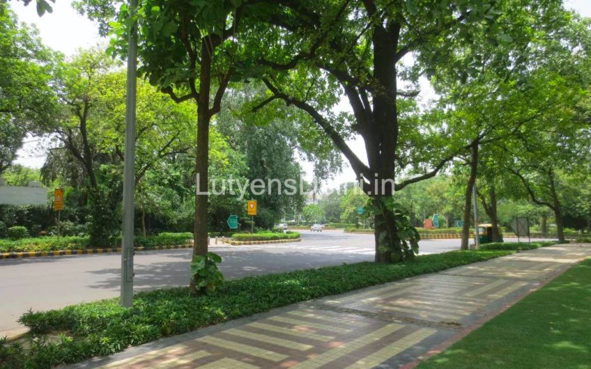 Independent Bungalow for Sale Aurangzeb Road Central Delhi | House at APJ Abdul Kalam Road Lutyens Zone