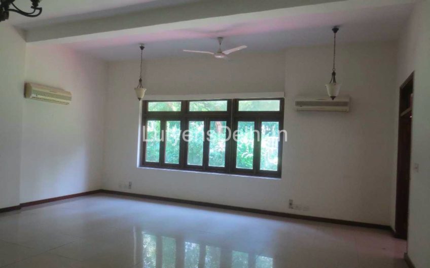 INDEPENDENT HOUSE FOR SALE GOLF LINKS CENTRAL DELHI | RESIDENTIAL BUNGALOW AT LUTYENS DELHI