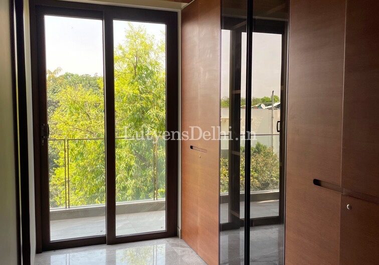 4 BHK Ultra Modern Luxury Builder Floor for Sale in Jor Bagh, New Delhi