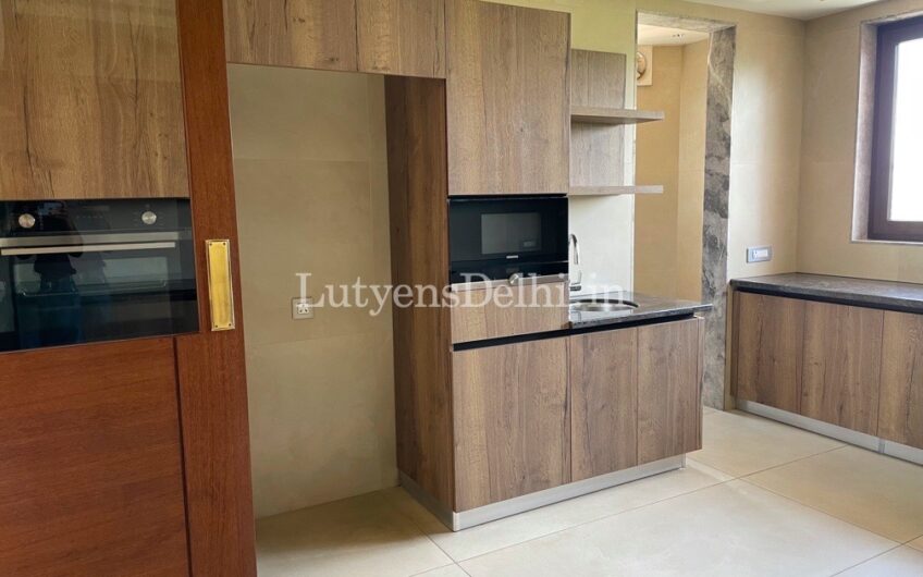 4 BHK Ultra Modern Luxury Builder Floor for Sale in Jor Bagh, New Delhi