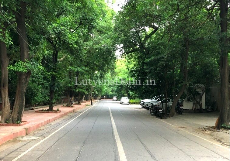 867 Square Yards Independent House for Sale in Sunder Nagar, New Delhi